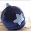 Babymütze, handgestrickt in jeansblau aus 100 % Wolle (Merino) Bild 3