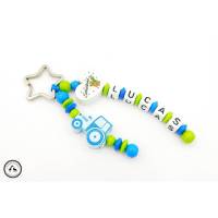Taschenbaumler/Schlüsselanhänger mit Namen - Schulkind/Traktor in blau/hellgrün - Taschenanhänger/Namenanhänger - Bild 1