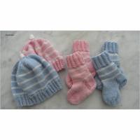 Zwei Neugeborenensets, Babymütze, Babysocke aus Wolle (Merino) Bild 2