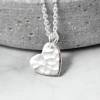 Herzkette - Gehämmert - Silber oder Gold - Edelstahl oder 925er Silber - Geschenk - Liebe - Valentinstag - Love Bild 4