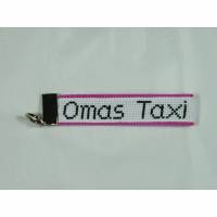 Schlüsselanhänger handgestickt "Omas Taxi" Bild 1