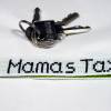 Schlüsselanhänger handgestickt "Mamas Taxi" Bild 2
