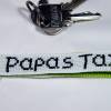 Schlüsselanhänger handgestickt "Papas Taxi" Bild 4