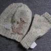 Mütze + Schal + Handschuhe - reine Handarbeit Bild 3