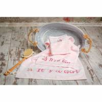 Set Handtuch, Gästehandtuch und Waschhandschuh, handbestickt, "It`s a Girl" und Motiv, Geschenkidee Baby Mädchen, rosa Bild 1
