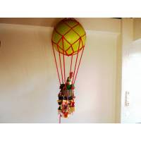 Adventskalender Fesselballon, wieder befüllbar, mit vielen Täschchen, aufwendig gearbeitet Bild 1
