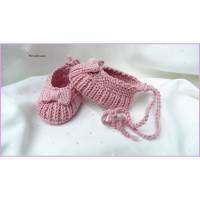 Gestrickte Babyschuhe, süße Ballerina aus 100 % Baumwolle in rosa Bild 1