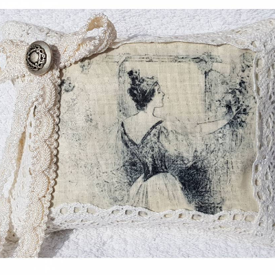 Shabby Lavendelkissen Weiß Vintage-Stil – Romantisches Duftkissen 17x13,5cm