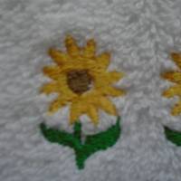 Handtuch-bestickt mit Sonnenblumen Bild 4