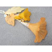 Y-Kette HERBSTTROMPETEN silberfarbig 51cm lang rundum plus 9cm Anhänger - Halskette mit Lucite-Blüten und Blättern in apricot und orange Bild 1