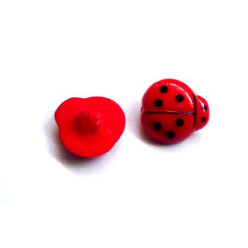 Kunststoff - Knopf Kinderknopf Marienkäfer 15x16 mm mit Öse