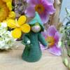 Blumenkind Hahnenfuß, Jahreszeitentisch Sommer, Filz-Püppchen, Deko-Figur Bild 6
