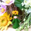 Sonnenblume Blumenkind, Deko-Filz-Püppchen, Jahreszeitentisch Sommer Bild 3
