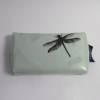 Taschentuchtasche mit Reißverschluss, beschichtete Baumwolle, schilfgrün mit Libellenmotiv Bild 2