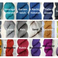 Lange Handschuhe für Damen, handgestrickte Armstulpen aus Bio Wolle viele Farben Bild 2