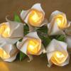 Lichterkette kleine Rosen in weiß, Weihnachtsdeko, Tischdeko Weihnachten Kinderzimmerdeko, Geschenk Bild 8