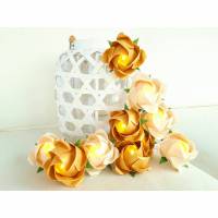 Lichterkette mit Rosen Blüten in Creme und Gold, Deko Goldene Hochzeit, Tischdeko, Geschenk Bild 1