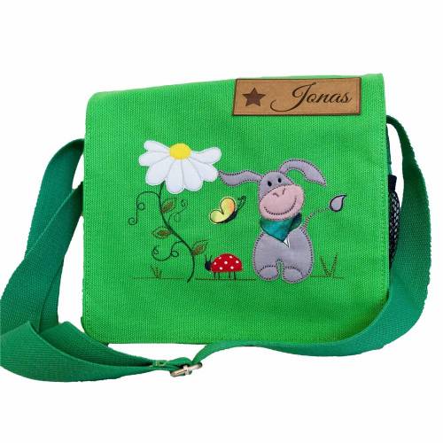 Kindergartentasche mit Name, hellgrün, mit Esel, Blume und Marienkäfer