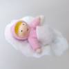 Baby rosa Walnuss-Mädchen, Geschenk Geburt-Taufe, Filzpüppchen Bild 2