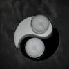 Teelichthalter yin & Yang aus Beton, schwarz-weiß Bild 3
