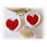 2 gehäkelte Herzen - Häkelapplikation zum Aufnähen,Tischdeko,Valentinstag,rot, weiß Bild 1