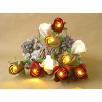 Lichterkette kleine Rosen in weinrot-weiß-braun, Weihnachtsdeko, Tischdeko Weihnachten Kinderzimmerdeko, Geschenk Bild 1