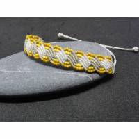 Handgefertigtes Macrame-Armband mit Perlen Bild 1