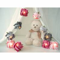 Lichterkette große Rosen in himbeer-rosé-grau, Babyzimmer Deko, Nachtlicht, Tischdeko Taufe, Girlande Kinderzimmer Bild 1