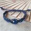 Armband mit blauer Kristall-Perle und Glasperlen in Anthrazit - größenverstellbar - Makramee Bild 2