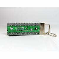 Schlüsselband Schlüsselanhänger grün grau Fußball Ball Fußbälle handmade Bild 1