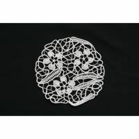 rundes (?) Makrameehäkeldeckchen, romanian point lace, mit Blumen Bild 1