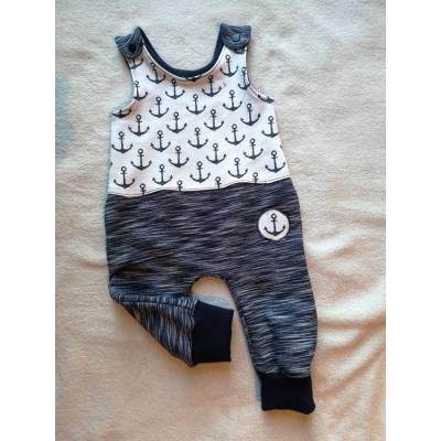 Strampler /Latzhose in den Gr. 50/56 bis 86/92 aus  Sweat