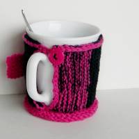 Tassenmanschette, pink/schwarz mit Schleife, Tassenwärmer Tassenuntersetzer, Wärmeschutz Tasse, Tassenpulli, Becher Bild 2