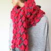 Winter-Schal aus Mohair rot grau, gestrickter Damenschal mit 3D Muster, Weihnachtsgeschenk Frauen Bild 6