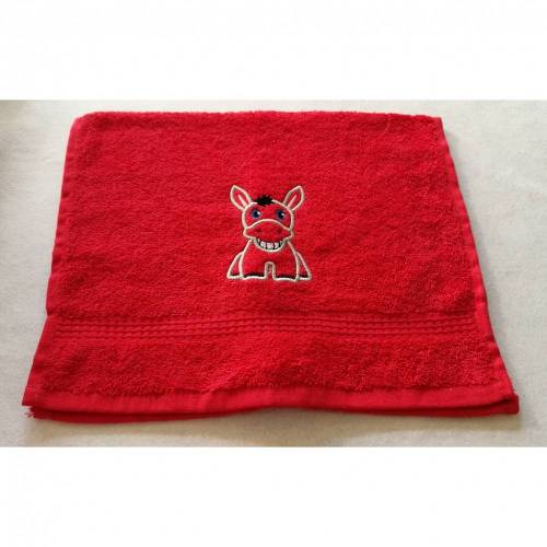 kuschelweiches Handtuch bestickt mit kleinen Tieren, Blickfang für jedes Bad, Baumwolle, rot mit einem lustigen Esel