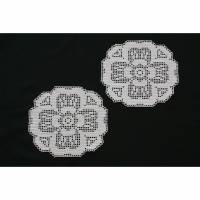 1 Paar gehäkelte Deckchen mit Blüten, Häkeldeckchen Bild 1