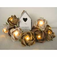 Lichterkette Rosen aus Papier in Brauntönen, Wohnzimmerdeko, Weihnachtsgeschenk Frauen, Tischdeko Goldene Hochzeit Bild 1