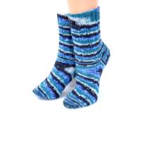 Damen Socken Gr. 38/39 aus handgefärbter Sockenwolle "blue Ocean" Bild 3