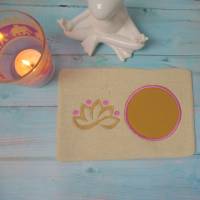 Tassenteppich, Mug Rug, Hot Pad, Untersetzer Lotusblume Bild 2