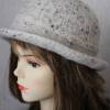 Gestrickter und gefilzter Hut aus naturfarbener Tweed-Wolle Bild 2
