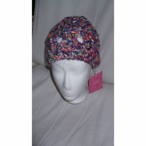 Mütze mit Reflektorfaden gehäkelt