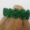 Makrameearmband mit Perlen in grün Bild 2