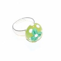Ring - Glas - Lampwork - limette mit grüner Blume Bild 1