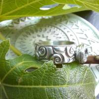 Edler Silberring mit tollem Spiralmuster und Dichroic Glascabochon, 999 Silber Bild 4