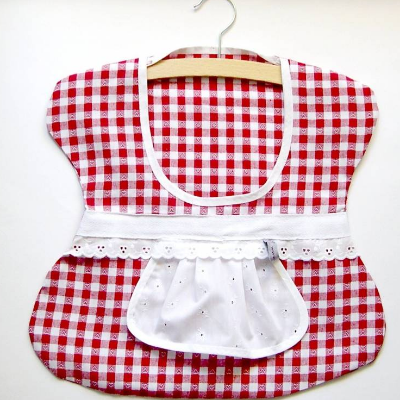 Klammerbeutel, Wäscheklammer-Beutel, Klammerkleidchen, Aufbewahrung Wäscheklammern, Klammersack, Klammerbeutel mit Kleiderbügel, Bauernkaro kleine Herzen