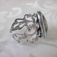 Ring mit Schmetterling Cabochon "Jardin Vert" romantisch verschnörkelt Vintage Stil Geschenkidee Bild 2
