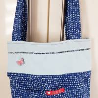 blaue Stofftasche mit Seitentasche, Einkaufstasche 33 x 39 cm, Unikat, upcycling, zerowaste Bild 1