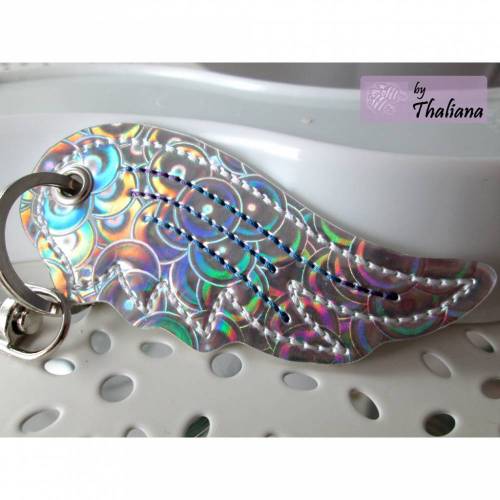 toller Schlüsselanhänger Flügel Schutzengel holo