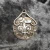 Amulett aus 999 Silber patiniert mit schöner Textur Bild 2