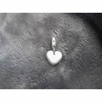 Süßer Herz-Charm aus 999 Silber, matt gebürstet Bild 1